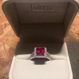 Jared galleria lab created ruby ring
